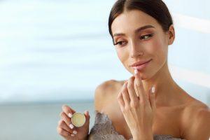 Die beste Lippenpflege ohne Mineralöle